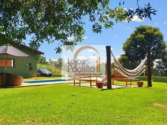 Casa com 1000m² 3 quartos e 2 banheiros, à venda, no bairro Estância Santa Maria do Laranjal em Atibaia