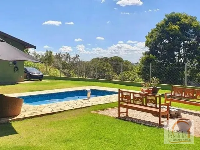 Casa com 1000m² 3 quartos e 2 banheiros, à venda, no bairro Estância Santa Maria do Laranjal em Atibaia