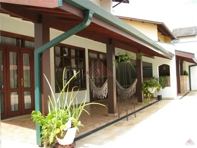 Casa com 100m² 4 quartos e 1 banheiro, à venda, no bairro Jardim Madalena em Campinas