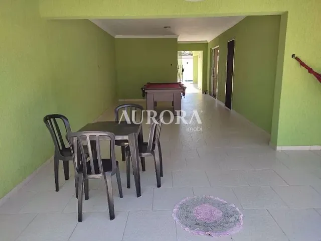 Casa com 318m² 3 quartos e 2 banheiros, à venda, no bairro Igapó em Londrina