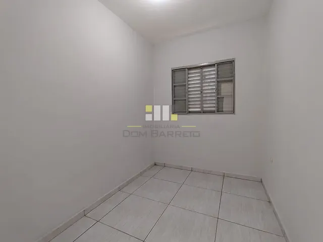 Casa com 250m² 2 quartos e 1 banheiro, à venda, no bairro Vila Menuzzo em Sumaré