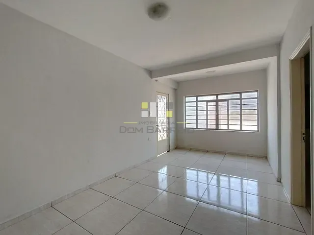 Casa com 250m² 2 quartos e 1 banheiro, à venda, no bairro Vila Menuzzo em Sumaré