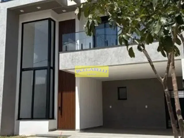 Casa com 225m² 3 quartos e 5 banheiros, à venda, no bairro Jardim Quintas das Videiras em Jundiaí