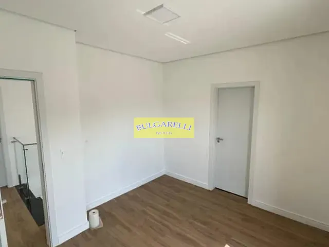 Casa com 225m² 3 quartos e 5 banheiros, à venda, no bairro Jardim Quintas das Videiras em Jundiaí