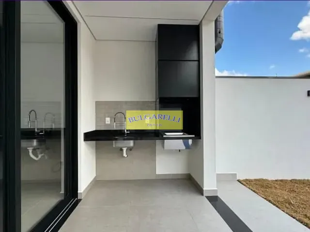 Casa com 225m² 3 quartos e 5 banheiros, à venda, no bairro Jardim Quintas das Videiras em Jundiaí