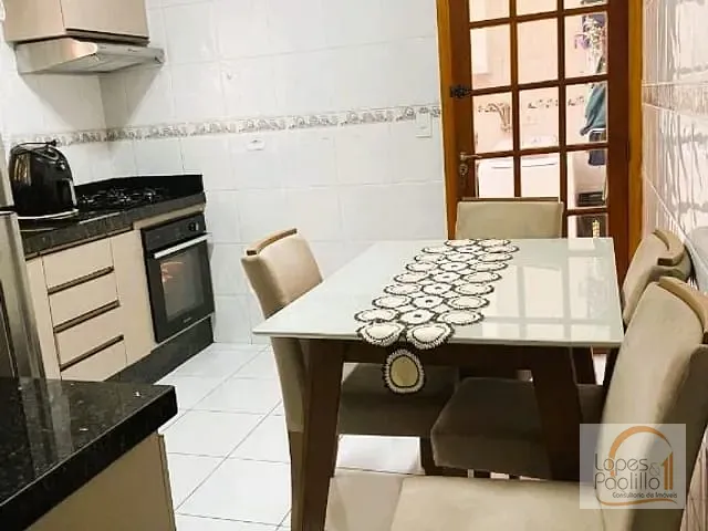 Casa com 125m² 2 quartos e 1 banheiro, à venda, no bairro Centro em Atibaia
