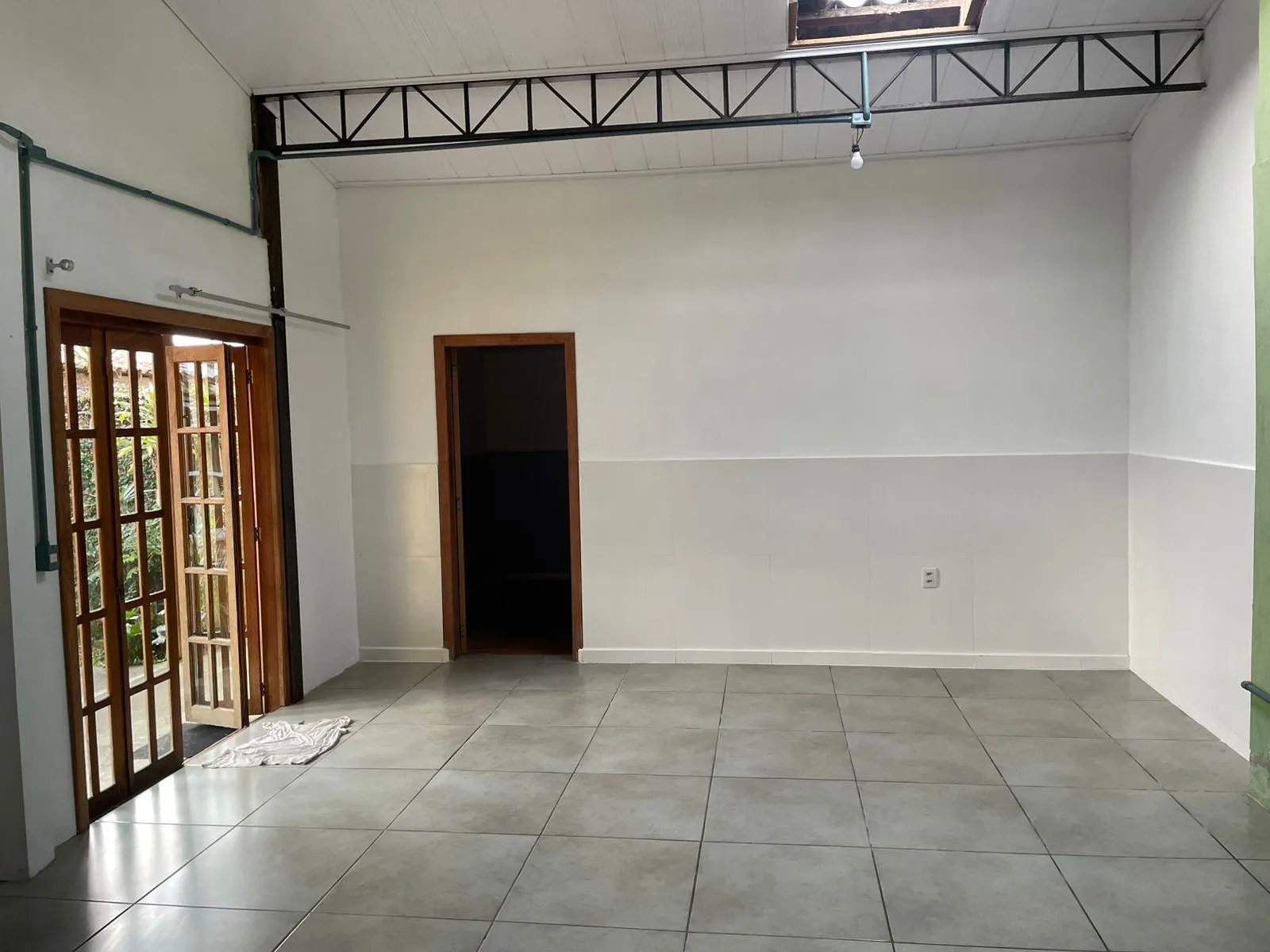 Casa à venda no Obelisco, Areal - 180 m², 5 quartos, espaço gourmet com piscina e amplo terreno de 360 m². - 7