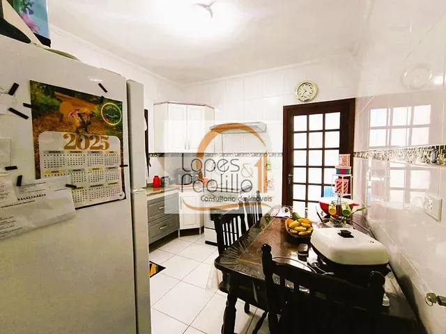 Casa com 125m² 2 quartos e 1 banheiro, à venda, no bairro Centro em Atibaia