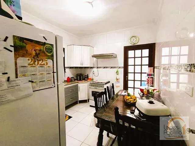 Casa com 125m² 2 quartos e 1 banheiro, à venda, no bairro Centro em Atibaia