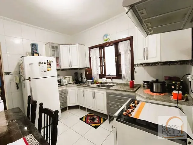 Casa com 125m² 2 quartos e 1 banheiro, à venda, no bairro Centro em Atibaia