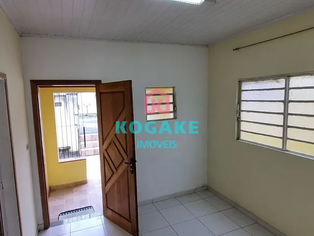 Casa com 150m² 2 quartos e 2 banheiros, para alugar, no bairro Jardim Paulista em São José dos Campos