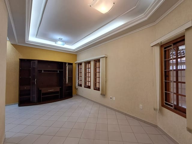 Foto do Casa - Casa com 4 dormitórios para Locação - R$ 5.800,00/mês - Jardim das Indústrias - São José dos Campos/SP | PIRAMIDE IMOVEIS