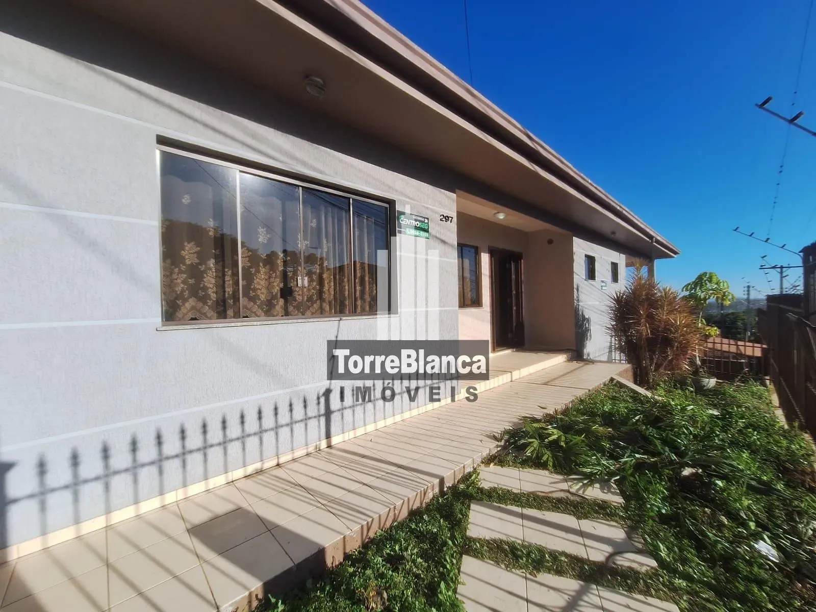 Casa, 4 quartos, 232 m² - Foto 1