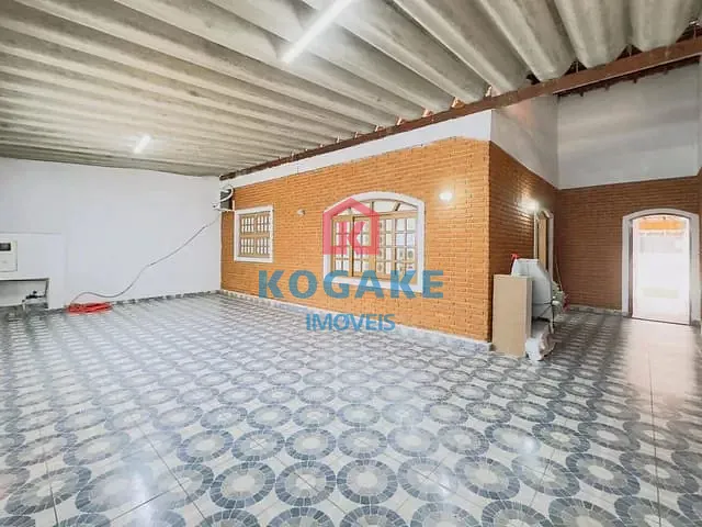 Casa com 253m² 3 quartos e 2 banheiros, à venda, no bairro Jardim Satélite em São José dos Campos
