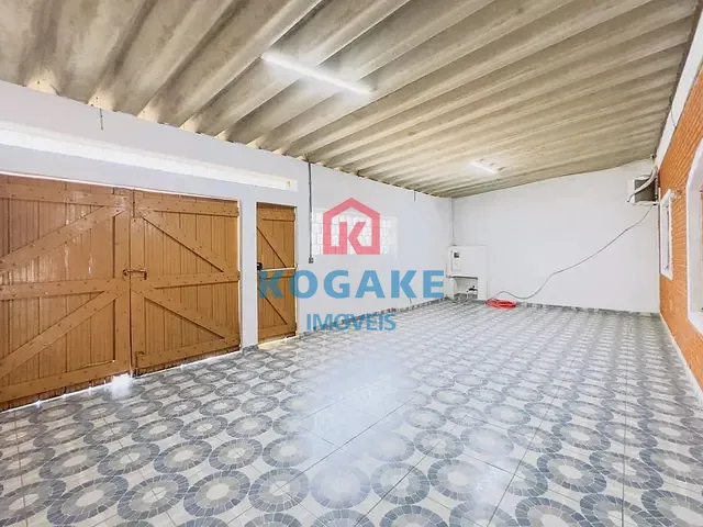 Casa com 253m² 3 quartos e 2 banheiros, à venda, no bairro Jardim Satélite em São José dos Campos