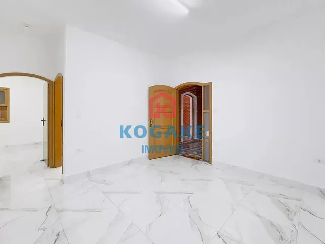 Casa com 253m² 3 quartos e 2 banheiros, à venda, no bairro Jardim Satélite em São José dos Campos