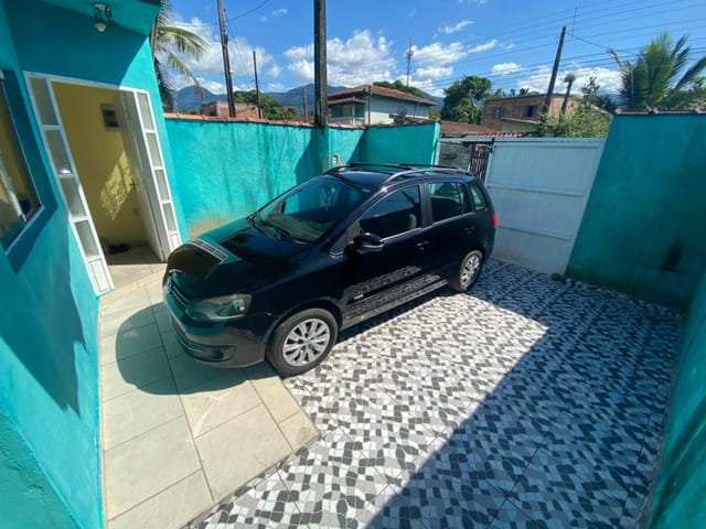 Casa com 160m² 2 quartos e 1 banheiro, à venda, no bairro Ipiranguinha em Ubatuba