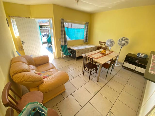 Casa com 160m² 2 quartos e 1 banheiro, à venda, no bairro Ipiranguinha em Ubatuba