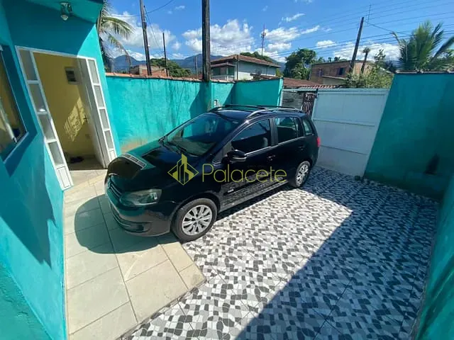 Casa com 160m² 2 quartos e 1 banheiro, à venda, no bairro Ipiranguinha em Ubatuba