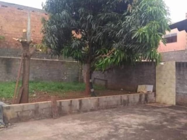 Foto do Casa - Casa com 2 dormitórios à venda, 120 m² por R$ 270.000,00 - Lourdes - Uberaba/MG | ZUCATO IMOBILIARIA LTDA