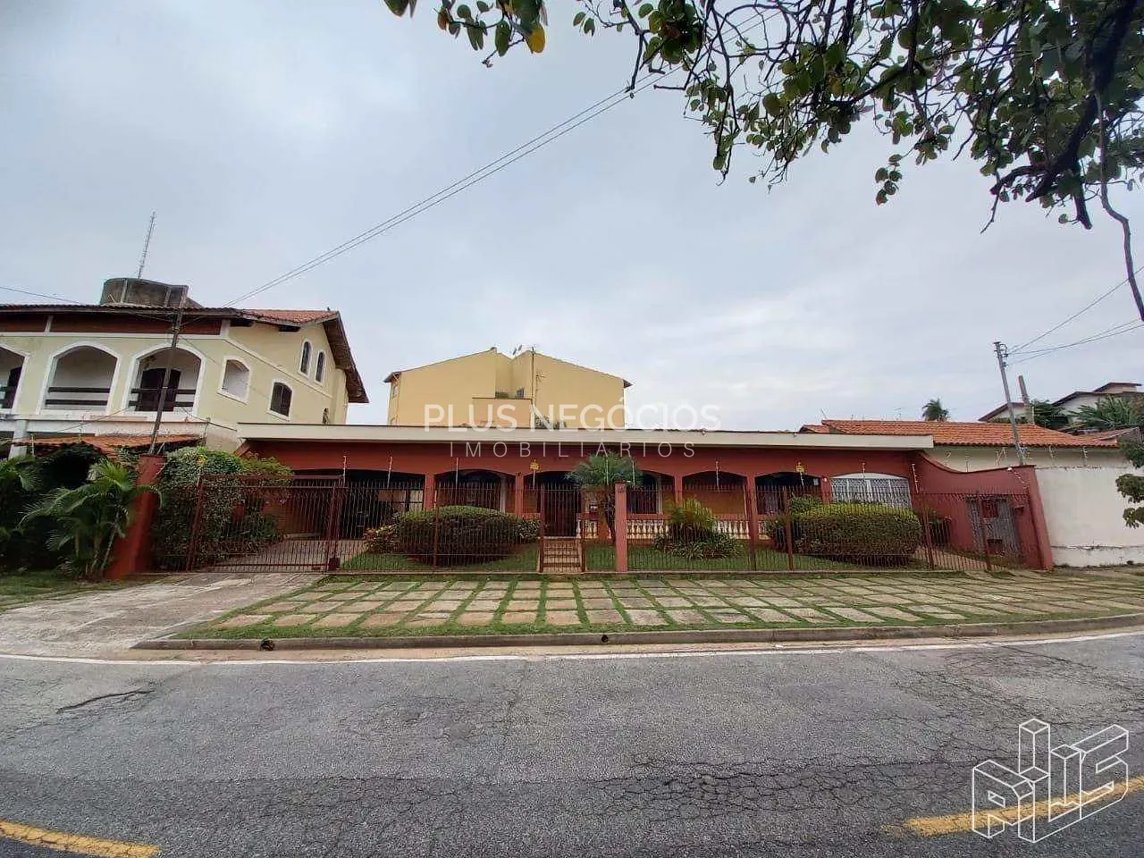 Casa, 3 quartos, 360 m² - Foto 1