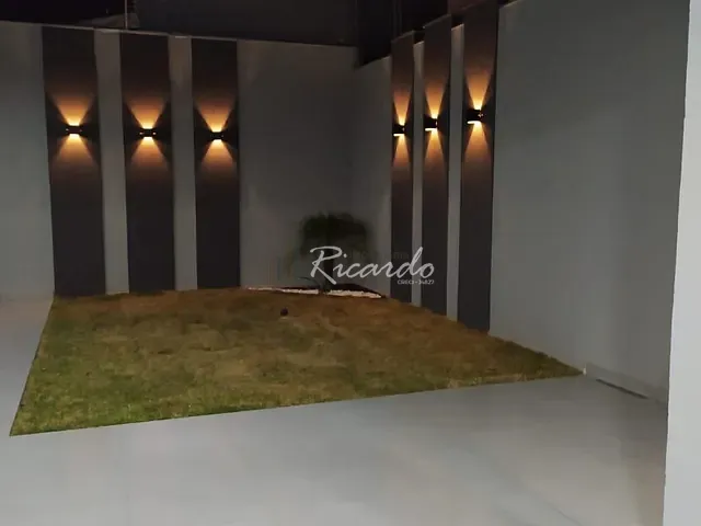 Casa com 275m² 3 quartos e 3 banheiros, à venda, no bairro Jardim Paraná em Arapongas