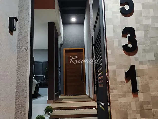 Casa com 275m² 3 quartos e 3 banheiros, à venda, no bairro Jardim Paraná em Arapongas