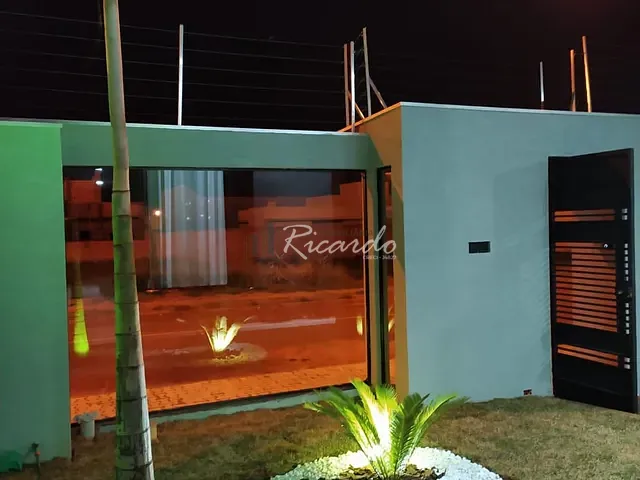 Casa com 275m² 3 quartos e 3 banheiros, à venda, no bairro Jardim Paraná em Arapongas