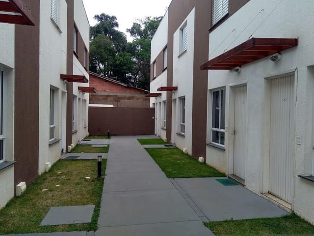 Casa com 79m² 2 quartos e 1 banheiro, à venda, no bairro Água Espraiada (Caucaia do Alto) em Cotia