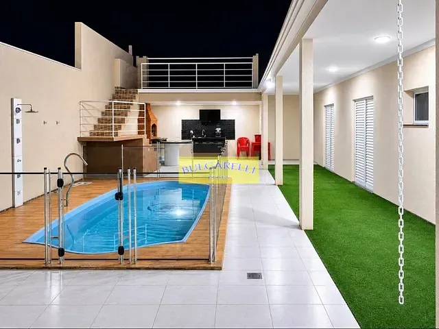 Casa com 353m² 4 quartos e 4 banheiros, à venda, no bairro Horto Santo Antonio em Jundiaí