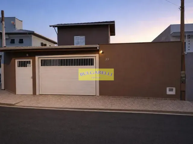 Casa com 353m² 4 quartos e 4 banheiros, à venda, no bairro Horto Santo Antonio em Jundiaí