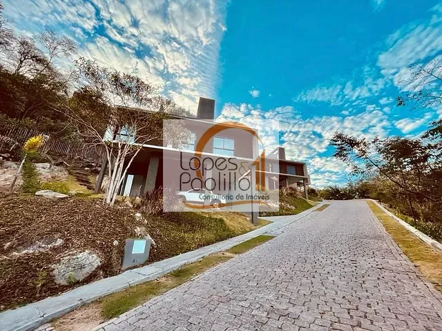 Casa com 400m² 3 quartos e 2 banheiros, à venda, no bairro Itapetinga em Atibaia