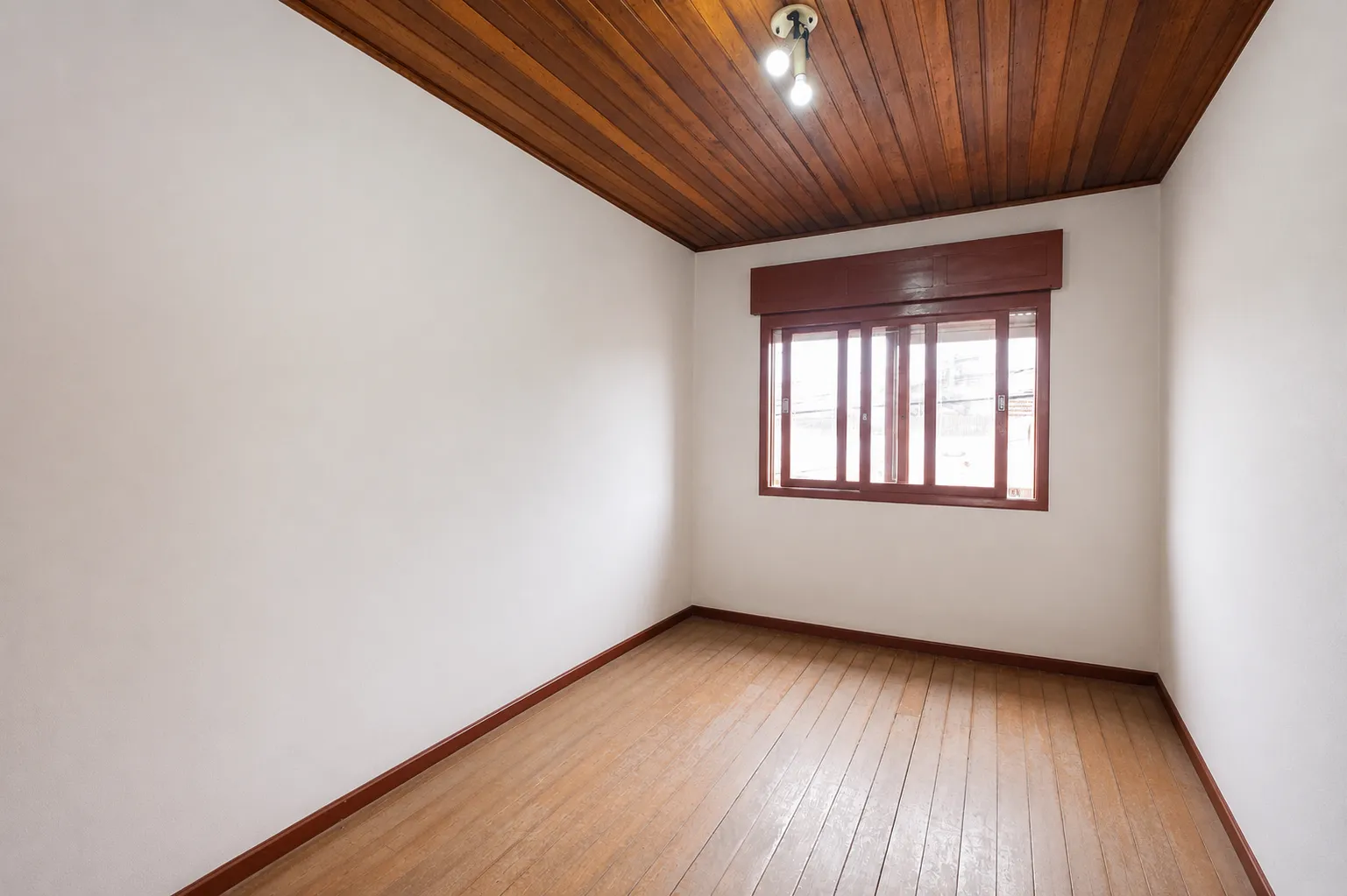 Casa à venda no Fragata, Pelotas - 167 m², 3 quartos, lareira, espaço gourmet com churrasqueira e garagem. - 7