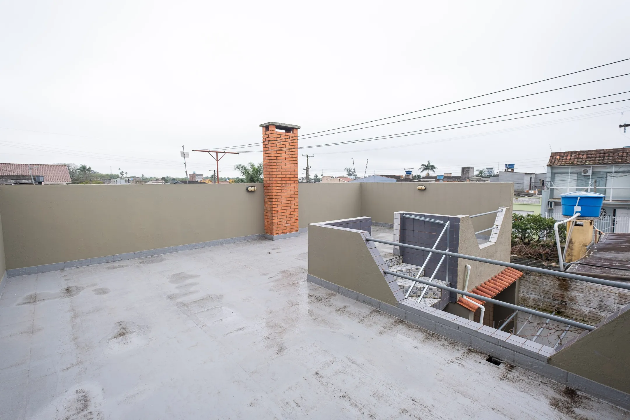 Casa à venda no Fragata, Pelotas - 167 m², 3 quartos, lareira, espaço gourmet com churrasqueira e garagem. - 20