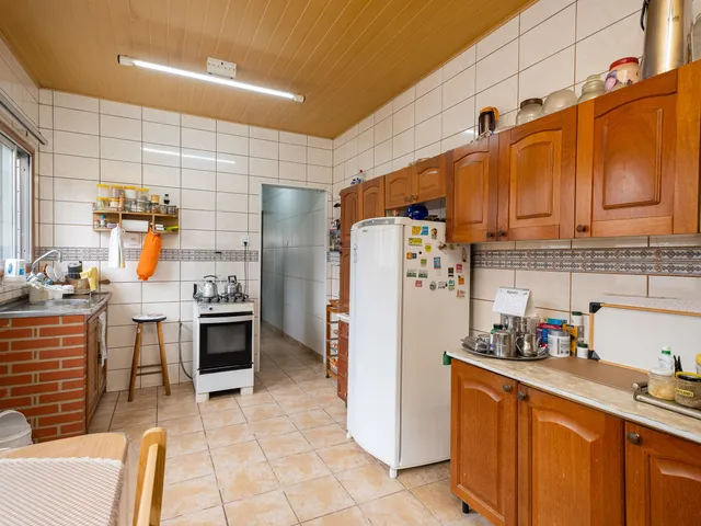 Casa com 150m² 3 quartos e 2 banheiros, à venda, no bairro Fragata em Pelotas
