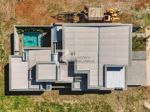 Casa com 300m² 3 quartos e 4 banheiros, à venda, no bairro Jardim Residencial Dona Maria Candida em Indaiatuba