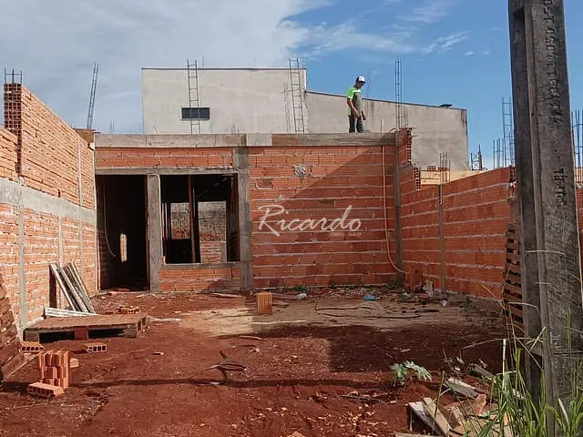 Casa com 135m² 2 quartos e 1 banheiro, à venda, no bairro Jardim Novo Centauro III em Arapongas
