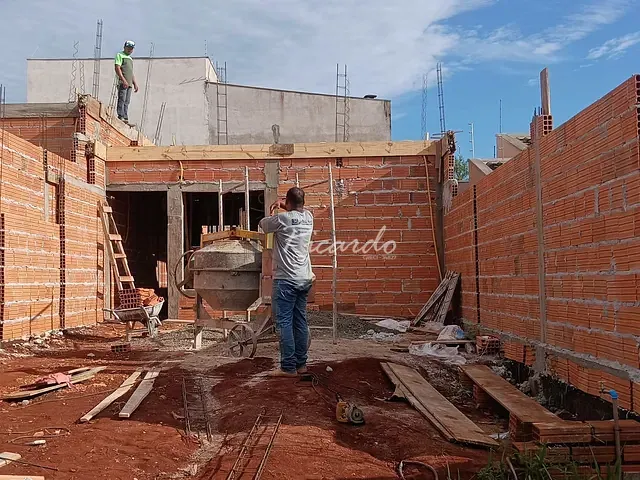 Casa com 135m² 2 quartos e 1 banheiro, à venda, no bairro Jardim Novo Centauro III em Arapongas