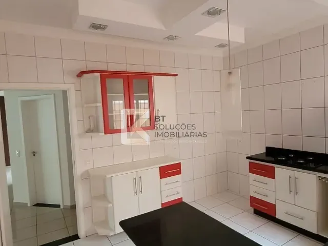 Casa com 300m² 3 quartos e 4 banheiros, à venda ou para alugar, no bairro Jardim Esplanada em Indaiatuba
