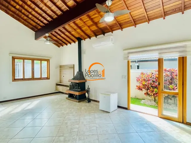 Casa com 278m² 3 quartos e 1 banheiro, para alugar, no bairro Jardim Paulista em Atibaia
