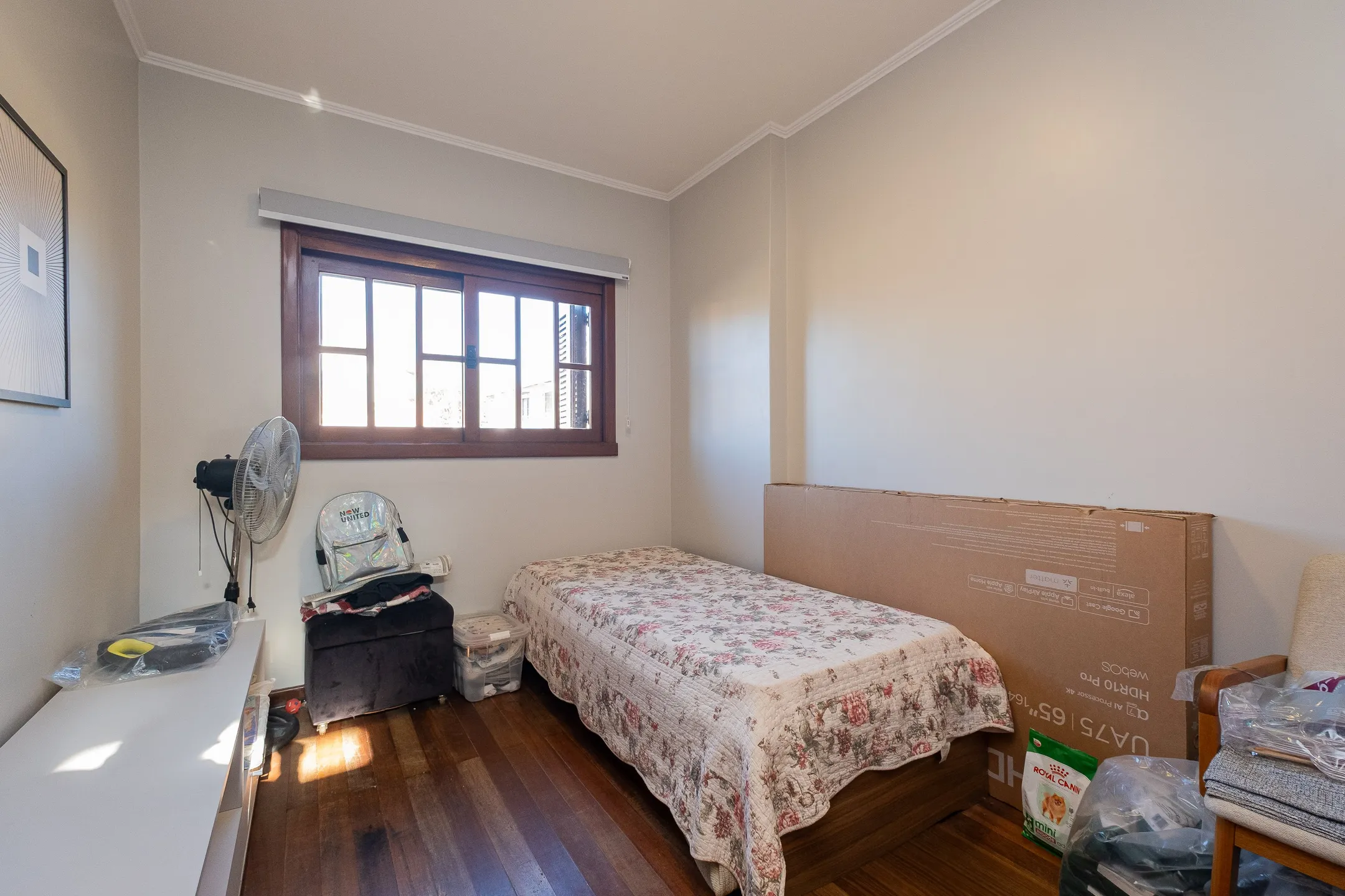 Casa de alto padrão à venda no centro de Pelotas - 314 m², 4 quartos (sendo 2 suítes), espaço gourmet com parrilla, piscina aquecida e localização nobre. - 29