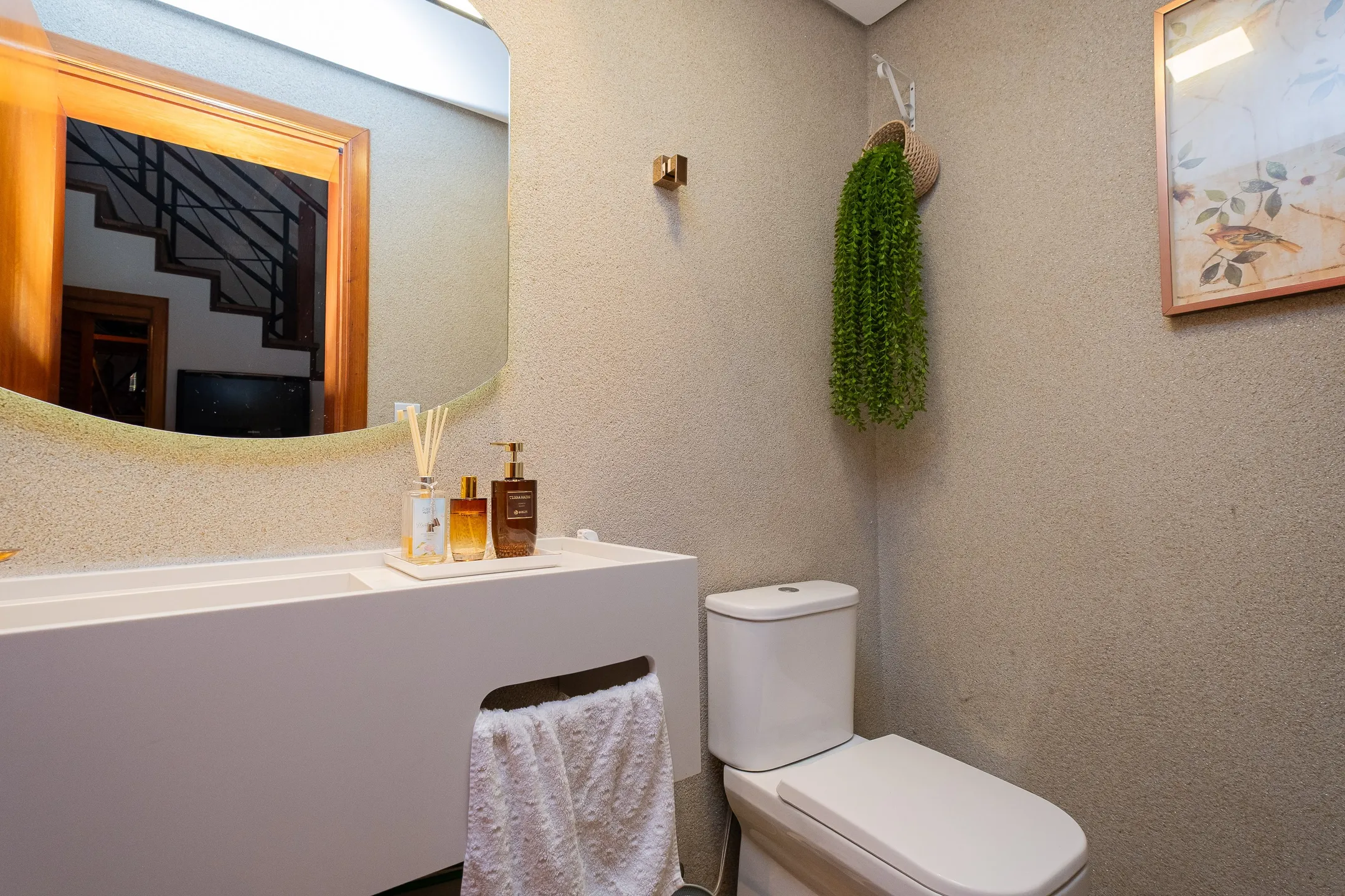 Casa de alto padrão à venda no centro de Pelotas - 314 m², 4 quartos (sendo 2 suítes), espaço gourmet com parrilla, piscina aquecida e localização nobre. - 9