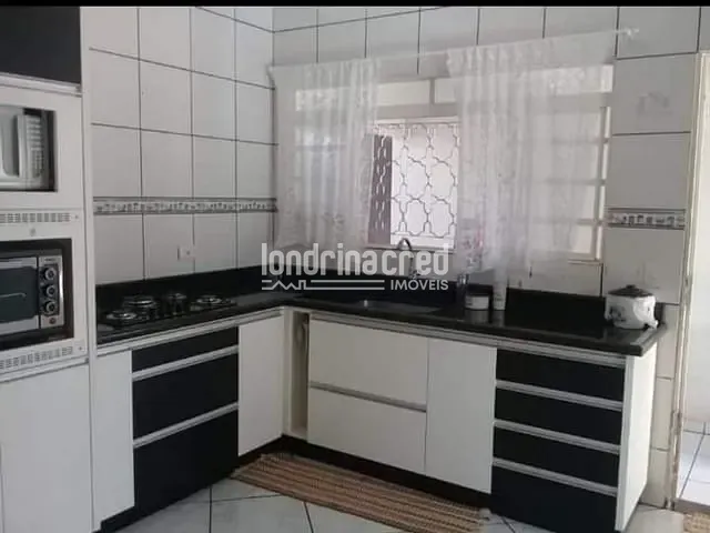 Casa 3 quartos e 3 banheiros, à venda, no bairro Jardim Boa Vista em Cambé
