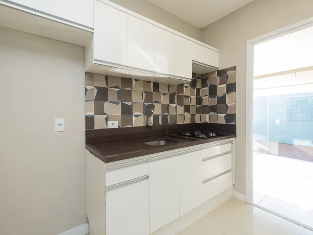 Casa com 125m² 2 quartos e 2 banheiros, à venda, no bairro Três Vendas em Pelotas