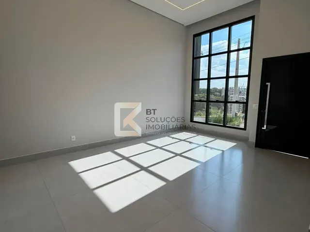 Casa com 200m² 2 quartos e 2 banheiros, à venda, no bairro Jardim Regente em Indaiatuba