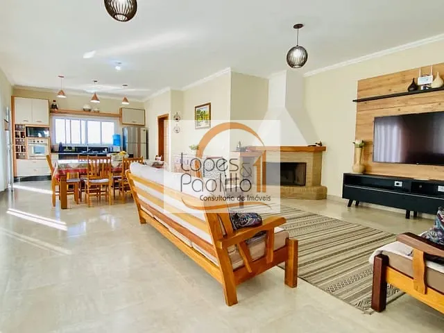 Casa com 320m² 3 quartos e 3 banheiros, à venda, no bairro Jardim dos Pinheiros em Atibaia