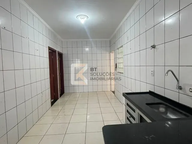 Casa com 150m² 3 quartos e 2 banheiros, para alugar, no bairro Jardim Colonial em Indaiatuba