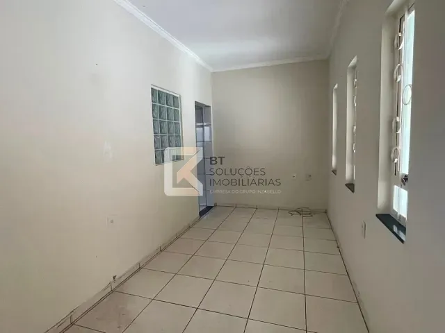 Casa com 150m² 3 quartos e 2 banheiros, para alugar, no bairro Jardim Colonial em Indaiatuba