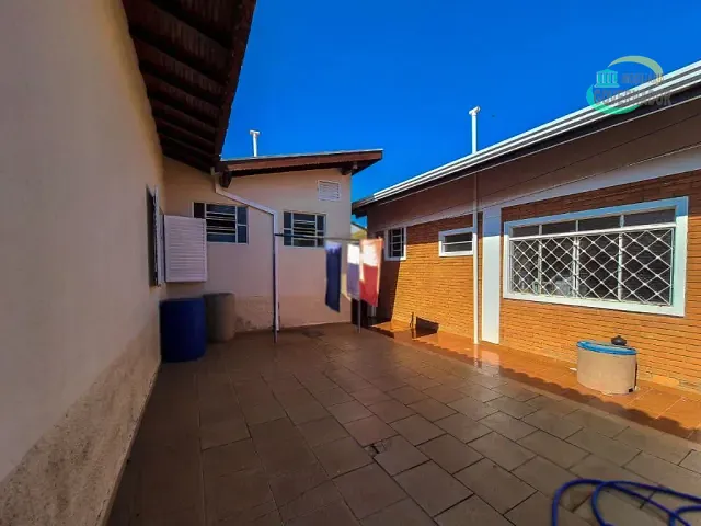 Casa com 700m² 4 quartos e 7 banheiros, à venda, no bairro Jardim Eulina em Campinas