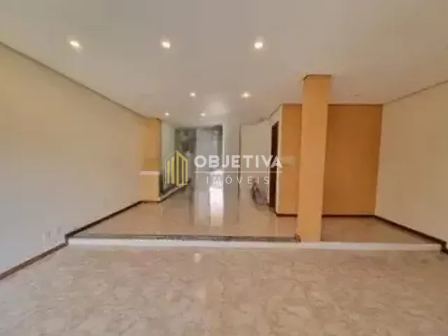 Casa 4 quartos e 4 banheiros, à venda, no bairro Camaquã em Porto Alegre